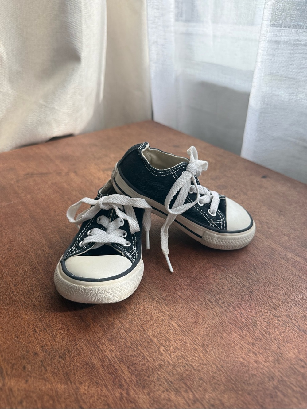 Converse Chuck Taylor All Star Black Low Top Sneakers Toddler Size 5